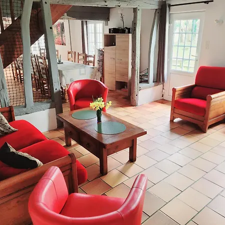 Vakantiehuis Des Etourniaux La Poterie-Mathieu